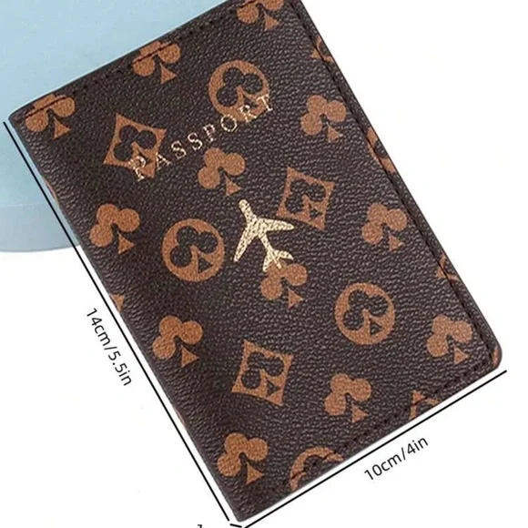 Fashionable Passport Wallet - Picture 4 of 4